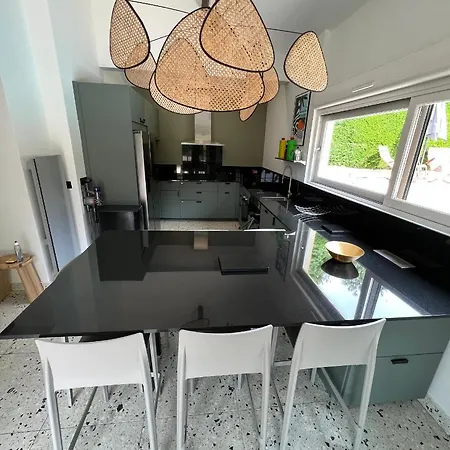 L'hermitage Piscine Sauna Fitness Deauville * Bénerville-sur-Mer