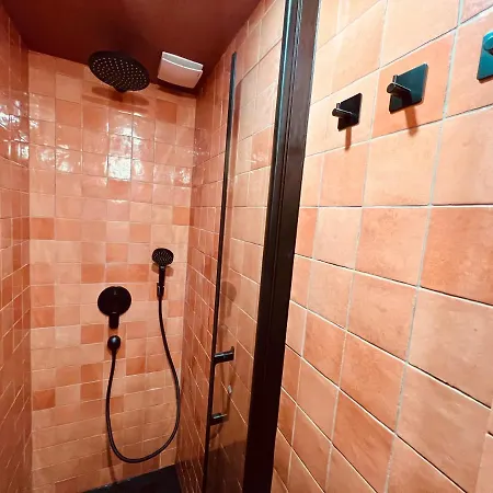 L'hermitage Piscine Sauna Fitness Deauville *