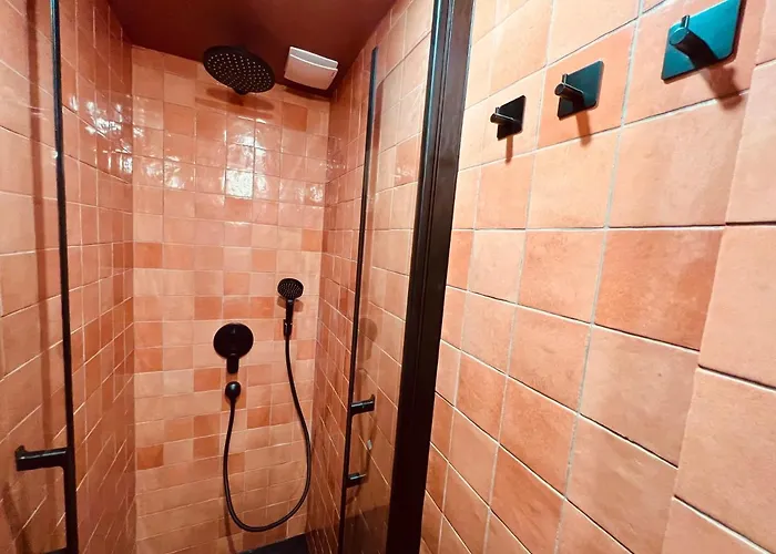 L'hermitage Piscine Sauna Fitness Deauville *